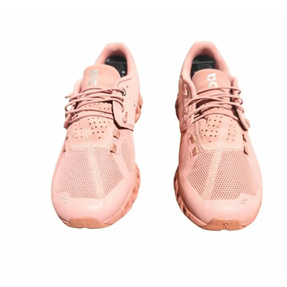 ON RUNNING Cloud Monochrome 'Rose' Running Shoes Size 6-6.5